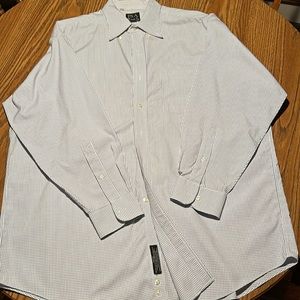 Jos A Bank Travelers Collection Dress Shirt 17-33 non iron. Just retired no need